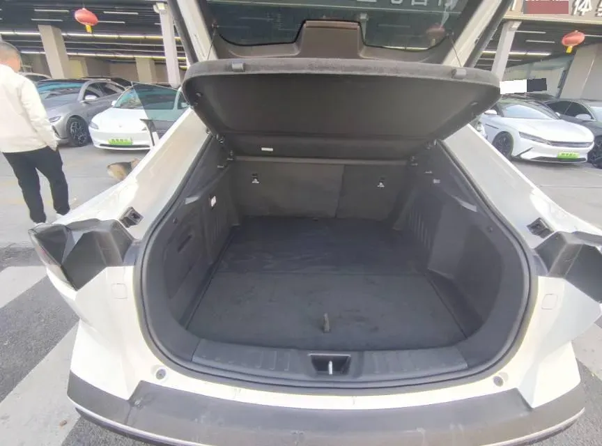 2025 ChangAn CS75 Plus 2.0T 233HP L4 8AT,autocango,china used car exporter,china ev exporter,chinese used car exporter,chinese used ev exporter