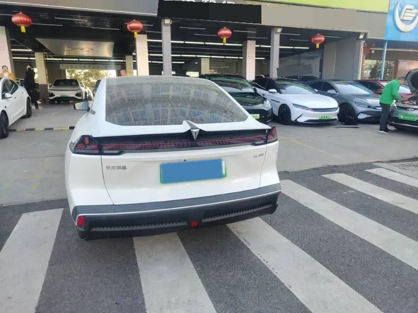 2025 ChangAn CS75 Plus 2.0T 233HP L4 8AT,autocango,china used car exporter,china ev exporter,chinese used car exporter,chinese used ev exporter