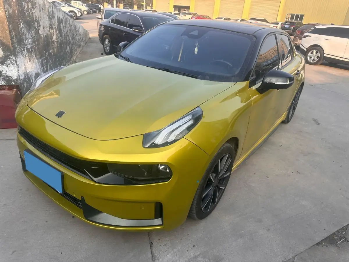 2019 LYNK&CO 03 2.0T 254HP L4 8AT