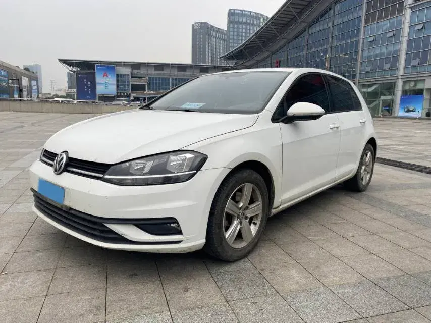 2018 Volkswagen Golf 1.6L 110HP L4 6AT