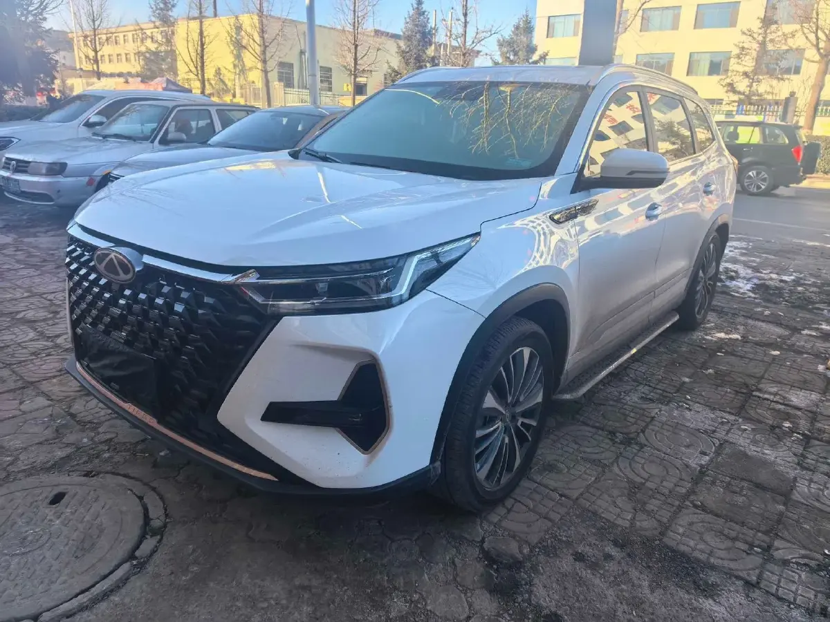 2024 Chery Tiggo 8 PRO 2.0T 254HP L4 7DCT