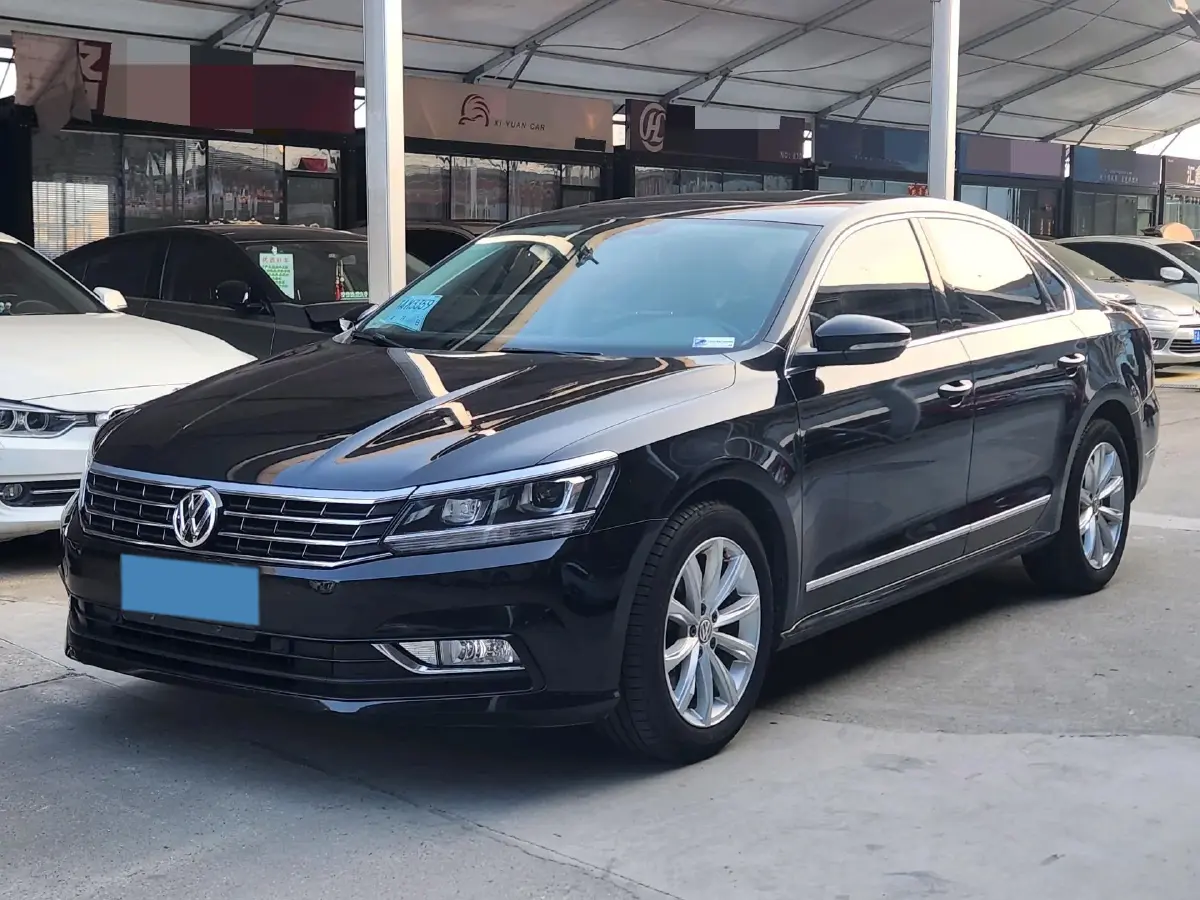 2017 Volkswagen Passat 1.4T 150HP L4 7DCT