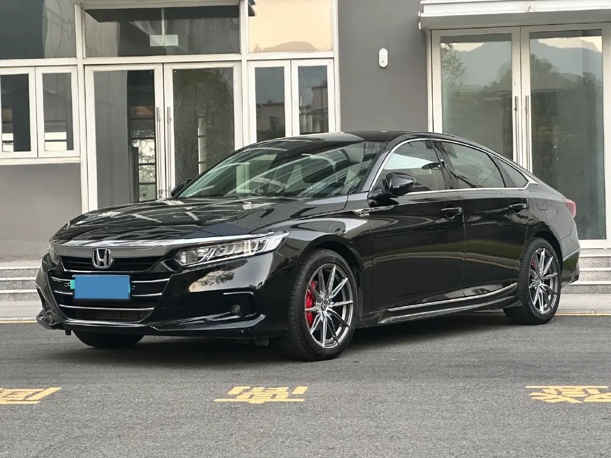 2022 Honda Accord 1.5T 194HP L4 CVT