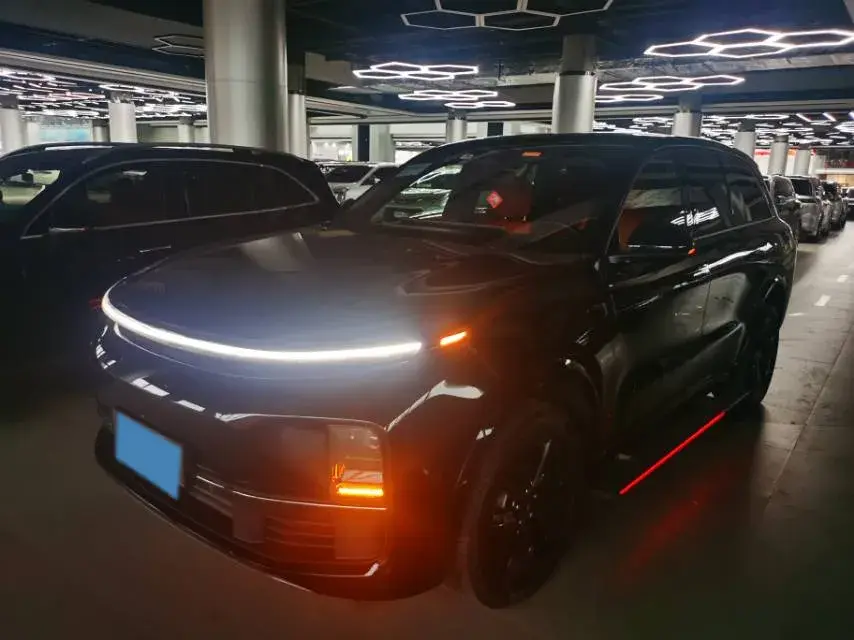 2023 Li L8 Range Extended 154HP REEV 40.9KWH