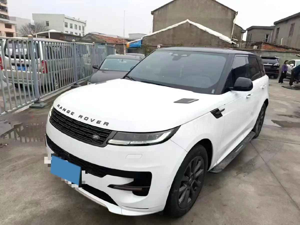2024 Land Rover Range Rover Sport 3.0T 400HP L6 8AT
