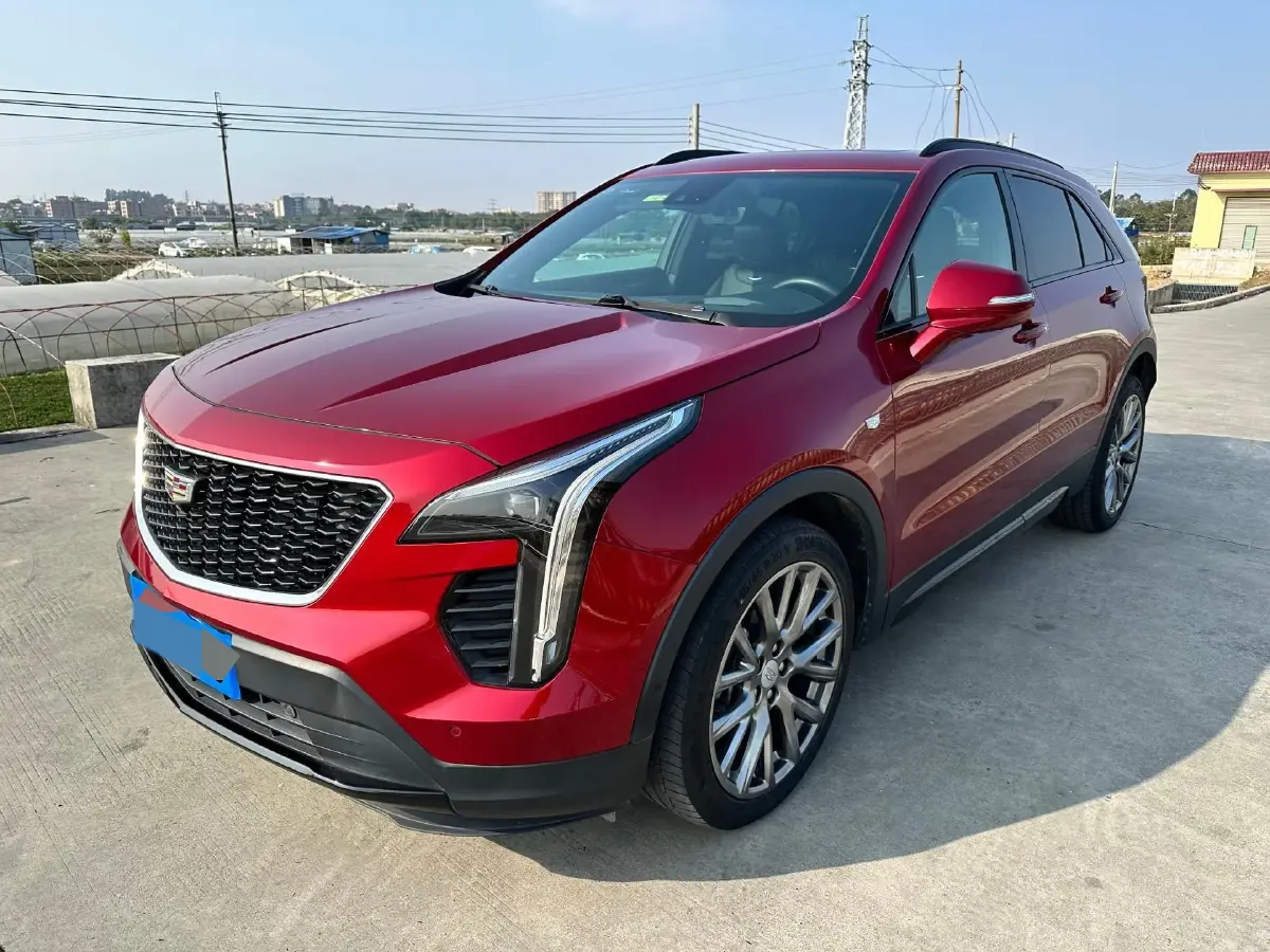 2022 Cadillac XT4 2.0T 237HP L4 9AT