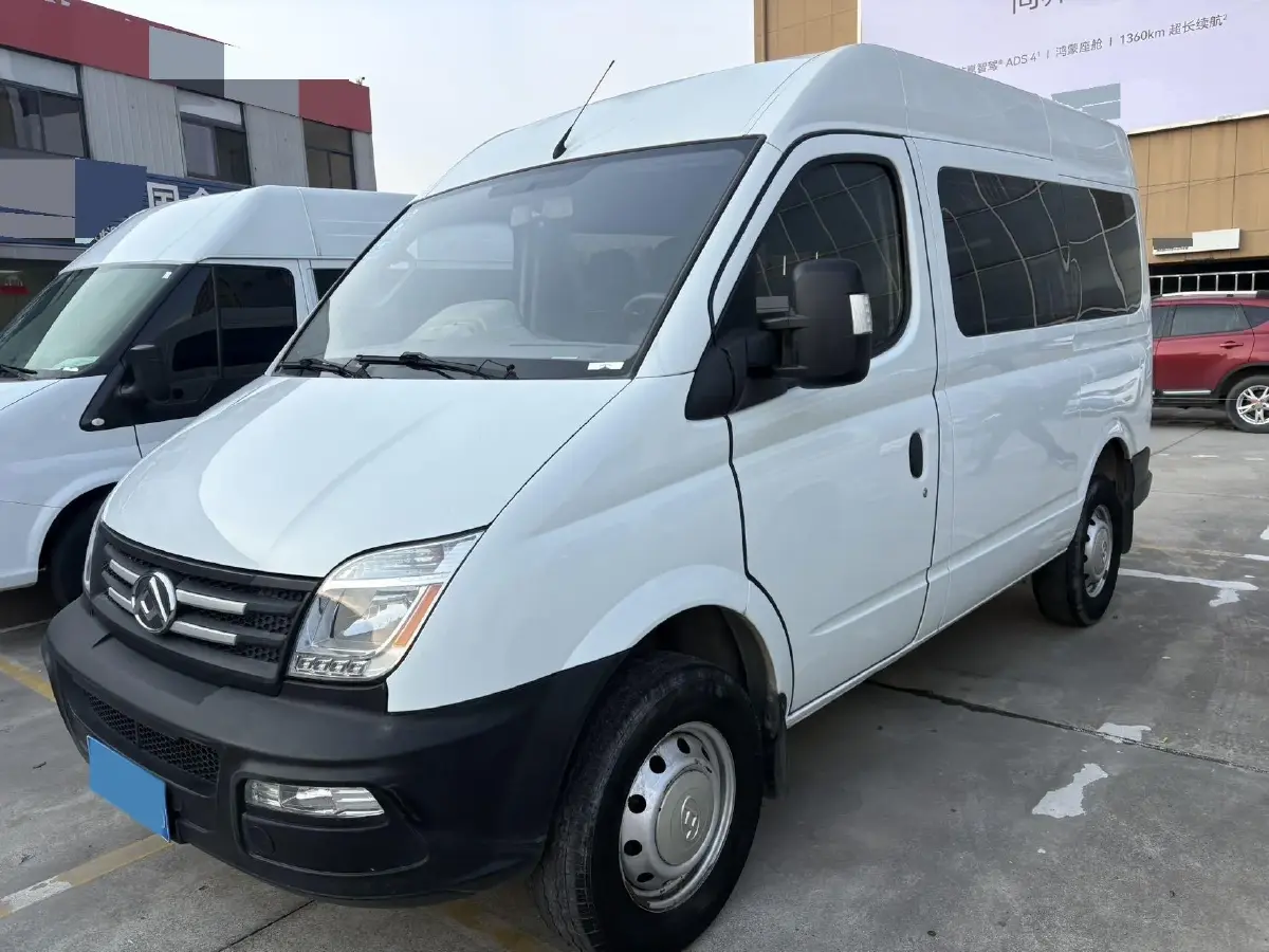 2020 MAXUS XinTu V80 2.5T 136HP L4 6MT