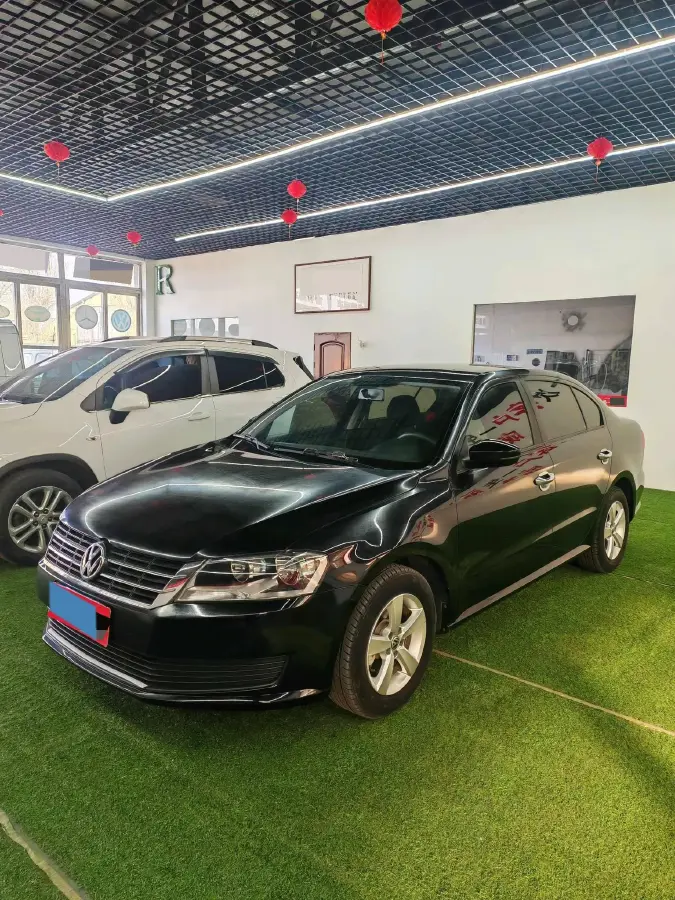 2017 Volkswagen Lavida 1.6L 110HP L4 5MT