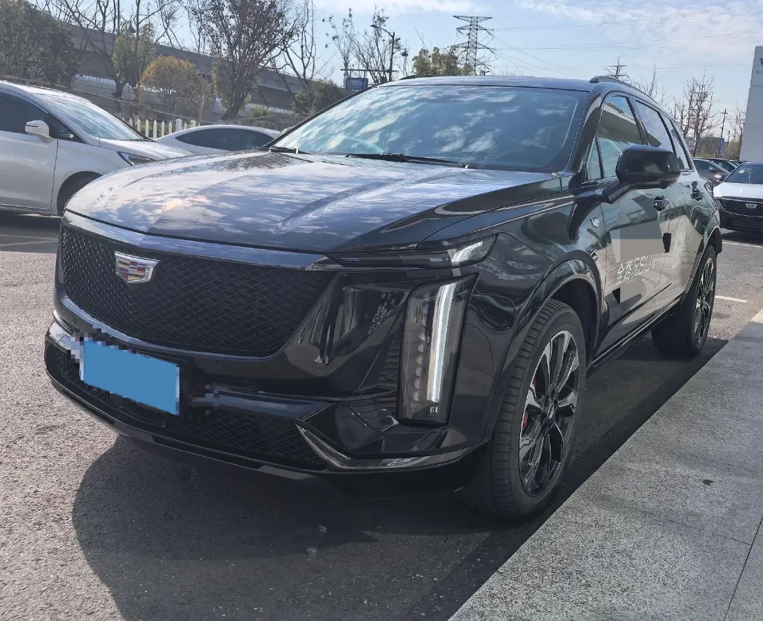 2025 Cadillac XT5 2.0T 237HP L4 9AT,autocango,china used car exporter,china ev exporter,chinese used car exporter,chinese used ev exporter