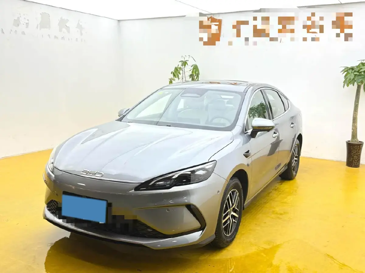 2025 BYD Seal05 DM-i 1.5L 101HP L4 E-CVT PHEV 15.87KWH