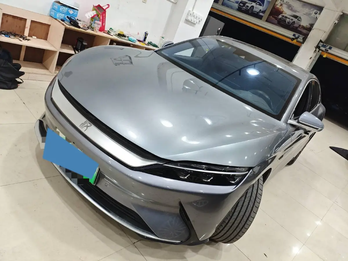 2020 Lincoln MKZ 2.0T 196HP L4 6AT