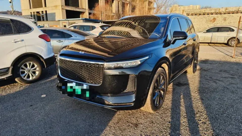 2020 Li ONE Range Extended 131HP REEV 40.5KWH