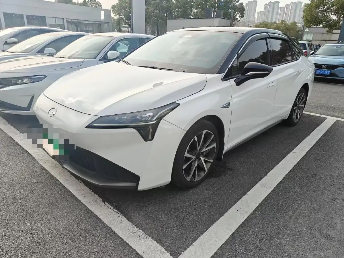 2022 ChangAn Oshan Z6 1.5T 170HP L4 6TCT PHEV 28.4KWH