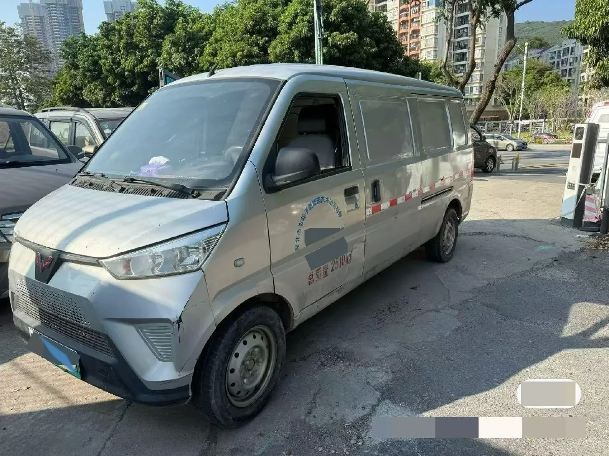 2020 WuLing EV50 BEV 43.2KWH,autocango,china used car exporter,china ev exporter,chinese used car exporter,chinese used ev exporter