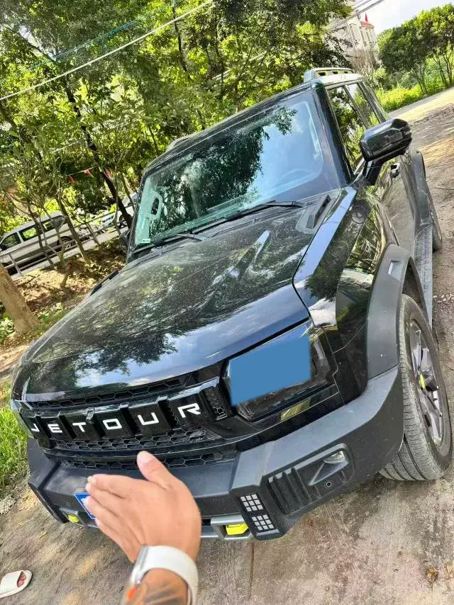 2023 Jetour Traveller 2.0T 254HP L4 7DCT