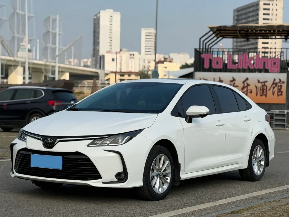 2021 Toyota Corolla 1.2T 116HP L4 CVT