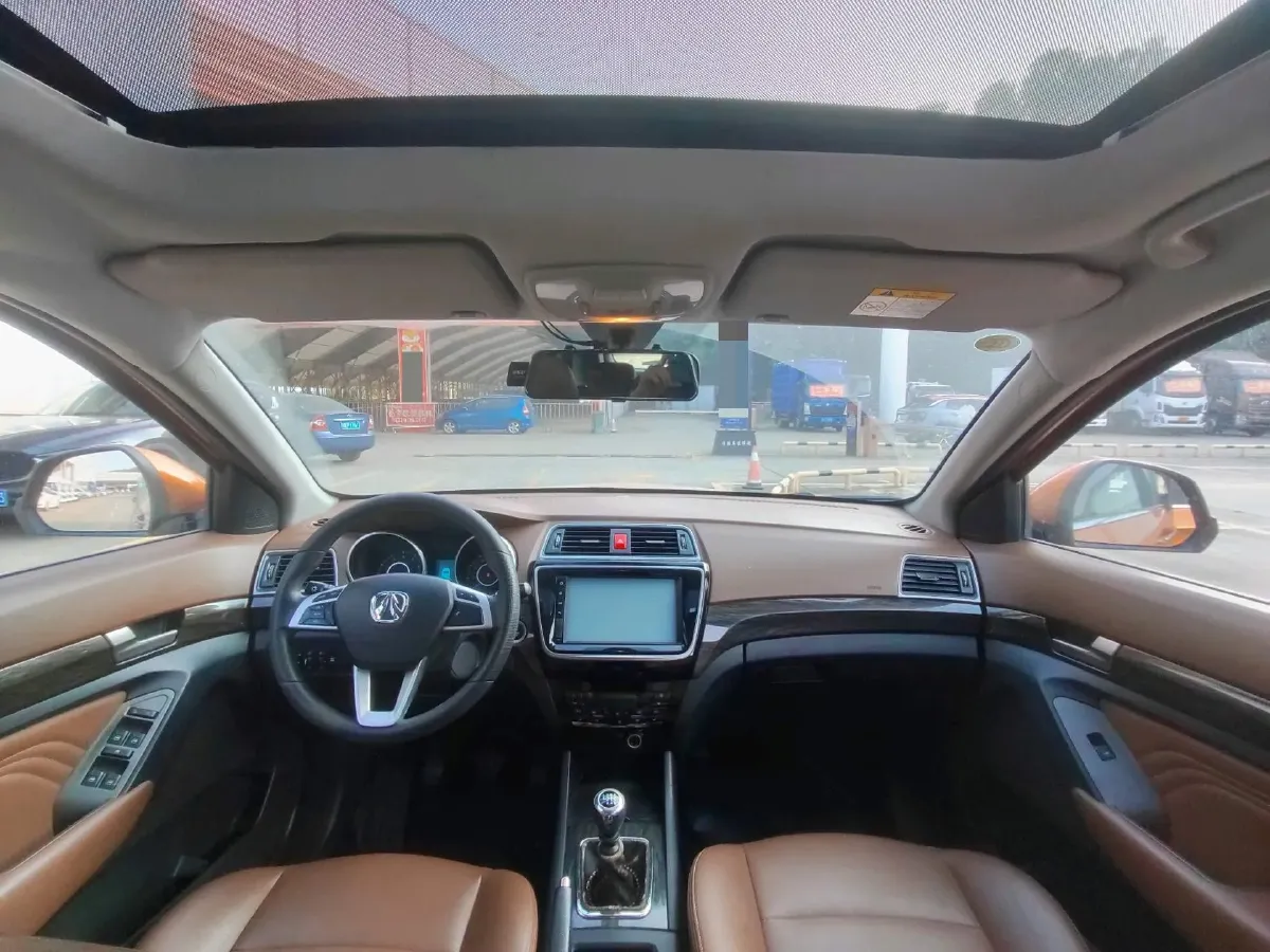 2016 BAIC WeiWang S50 1.5T 150HP L4 6MT,autocango,china used car exporter,china ev exporter,chinese used car exporter,chinese used ev exporter