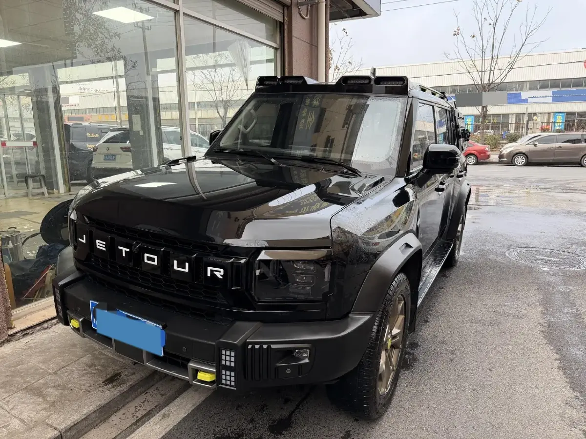 2023 Jetour Traveller 2.0T 254HP L4 7DCT