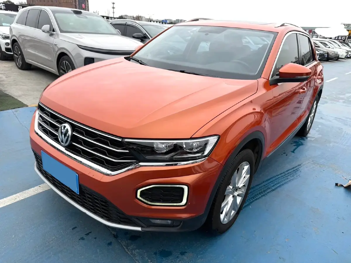 2020 Volkswagen T-Roc 1.4T 150HP L4 7DCT