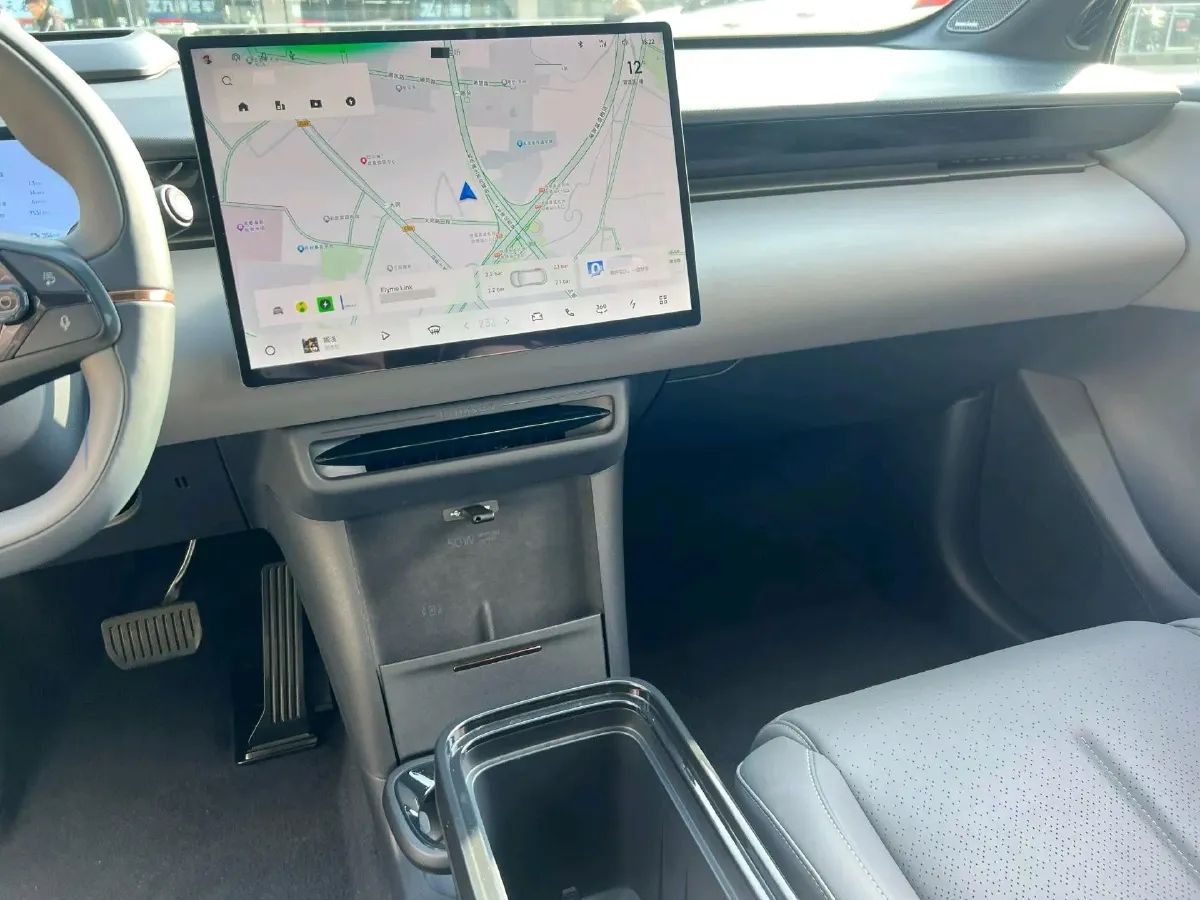 2025 Dongfeng Z9 2.0T 258HP L4 8AT,autocango,china used car exporter,china ev exporter,chinese used car exporter,chinese used ev exporter