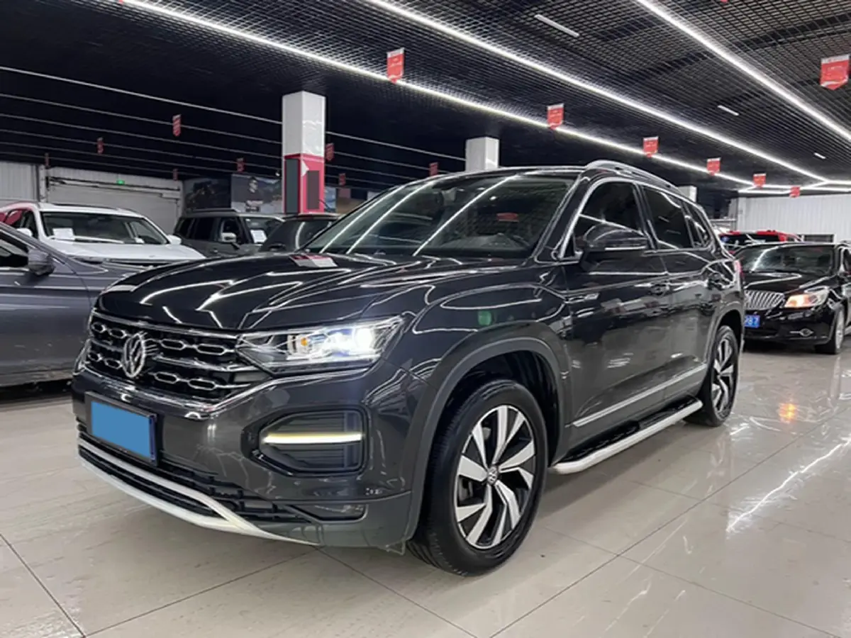 2019 Jeep Cherokee 2.0T 234HP L4 9AT