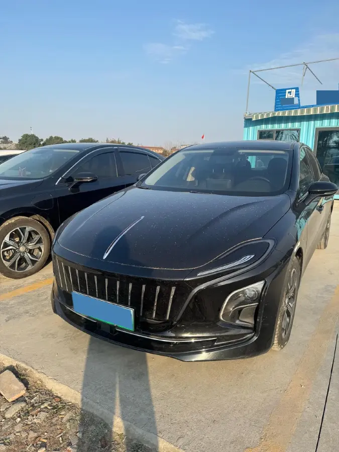 2023 HongQi E-QM5 BEV 54KWH