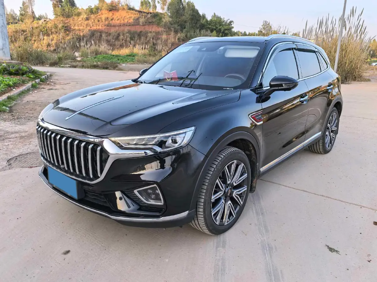 2022 HongQi HS5 2.0T 224HP L4 6AT