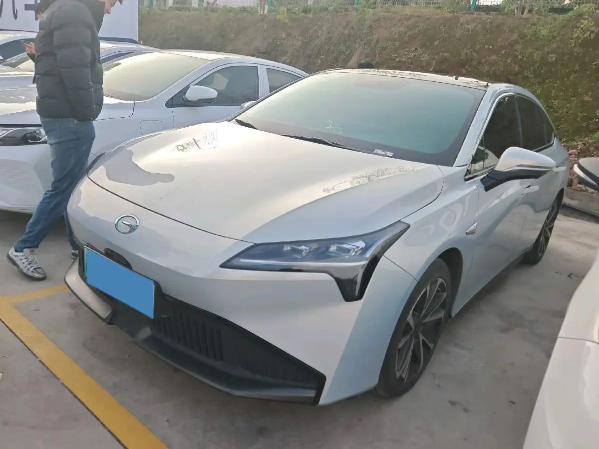 2022 ChangAn Oshan Z6 1.5T 170HP L4 6TCT PHEV 28.4KWH