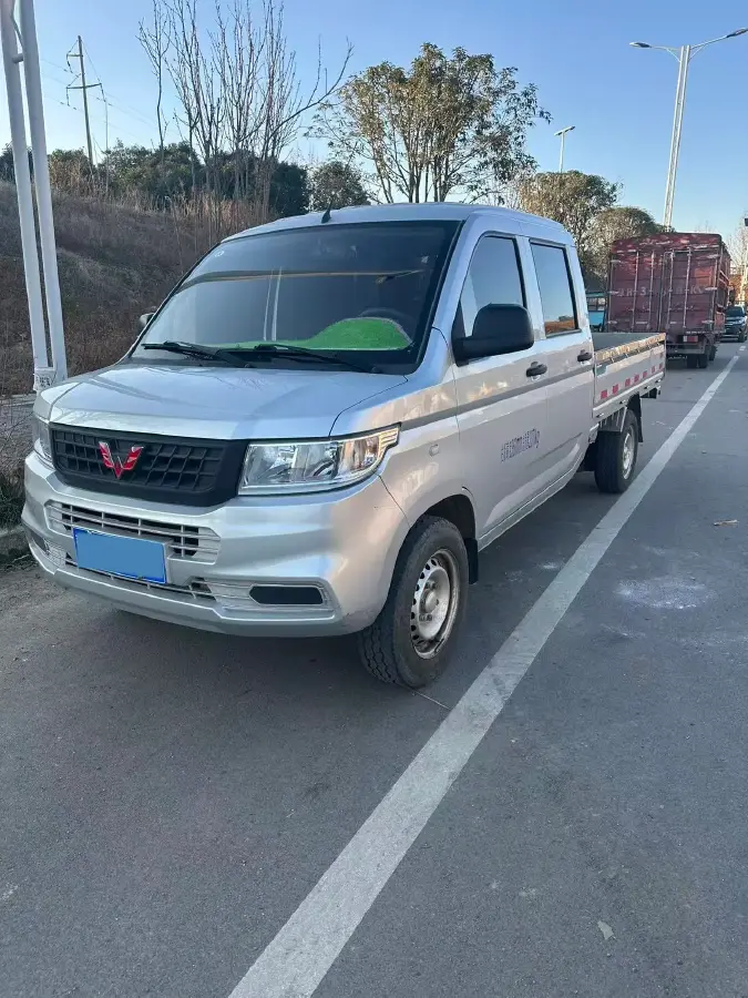 2019 WuLing RongGuang New Truck 1.8L 133HP L4 5MT