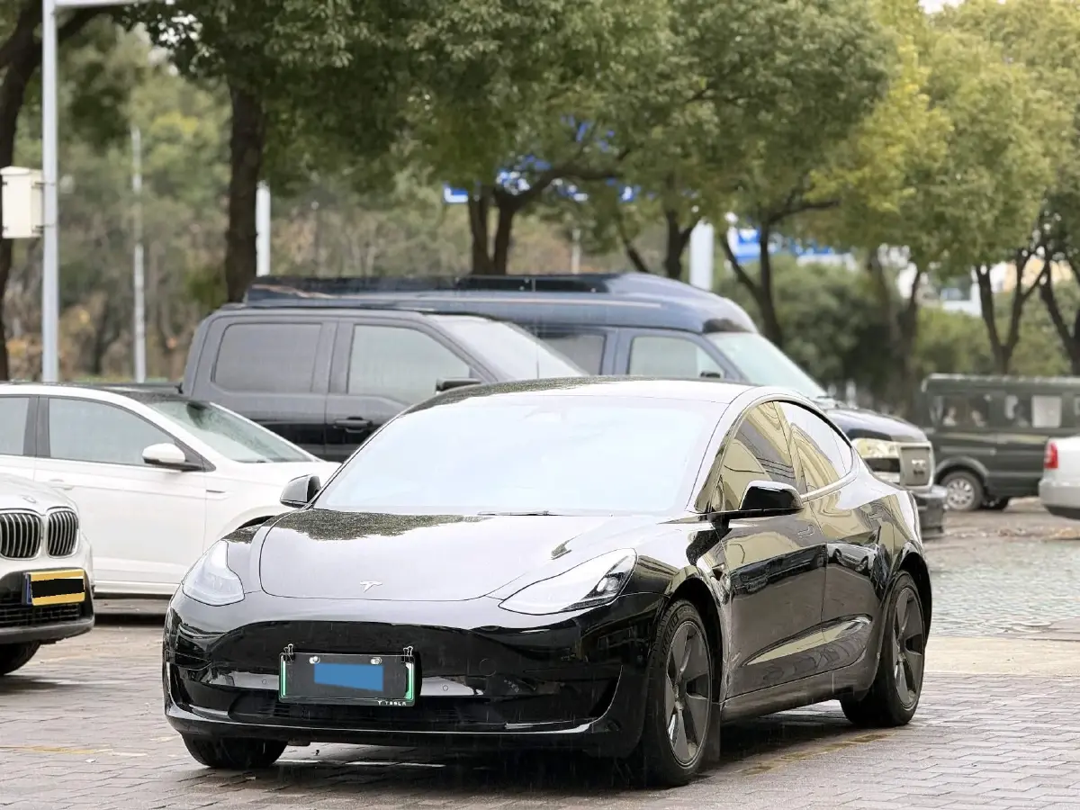 2022 Tesla Model 3 BEV 60KWH