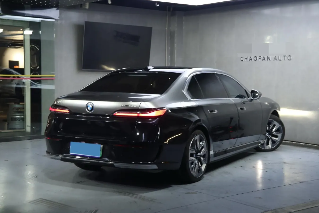 2023 BMW i7 BEV 101.7KWH,autocango,china used car exporter,china ev exporter,chinese used car exporter,chinese used ev exporter