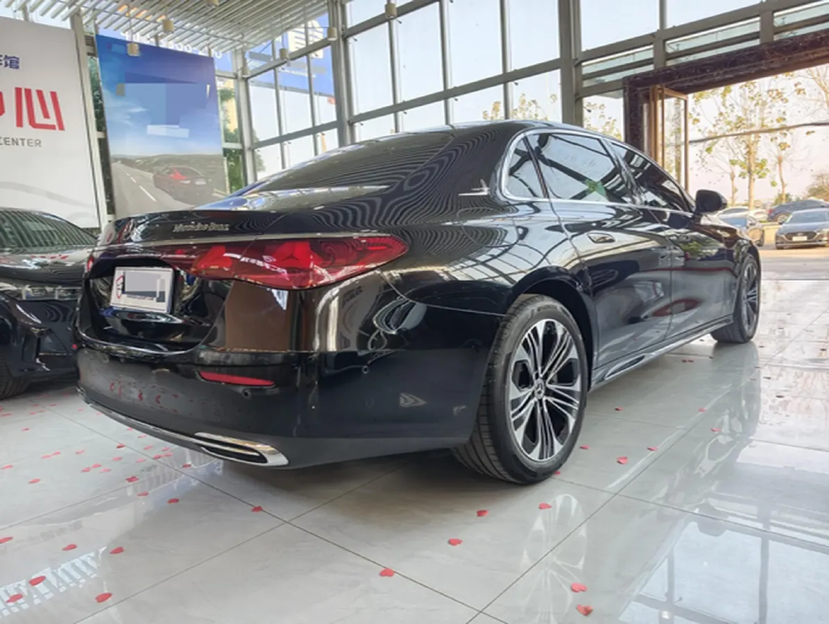 2025 Mercedes-Benz E Class 2.0T 258HP L4 9AT,autocango,china used car exporter,china ev exporter,chinese used car exporter,chinese used ev exporter