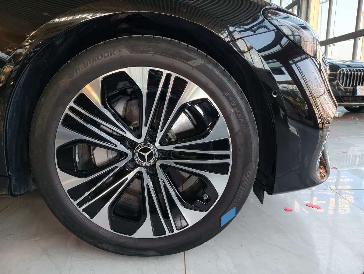 2025 Mercedes-Benz E Class 2.0T 258HP L4 9AT,autocango,china used car exporter,china ev exporter,chinese used car exporter,chinese used ev exporter