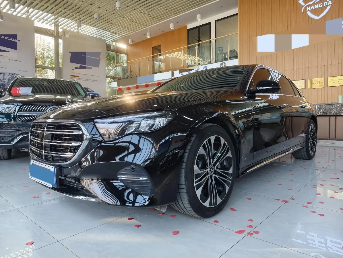 2025 Mercedes-Benz E Class 2.0T 258HP L4 9AT,autocango,china used car exporter,china ev exporter,chinese used car exporter,chinese used ev exporter