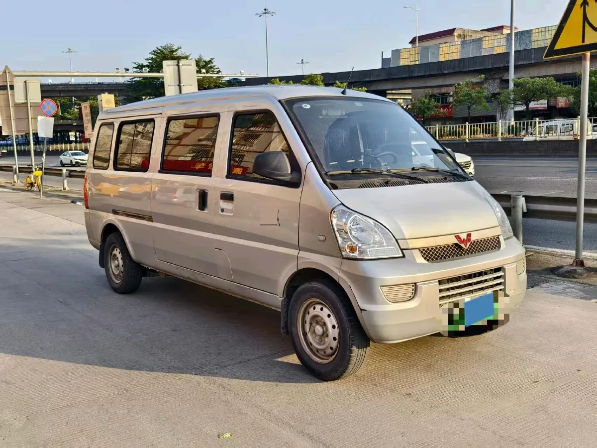 2022 WuLing RongGuang Mini Truck EV BEV 41.5KWH,autocango,china used car exporter,china ev exporter,chinese used car exporter,chinese used ev exporter