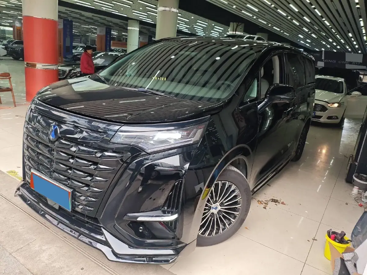 2022 HongQi HS7 3.0T 337HP V6 8AT