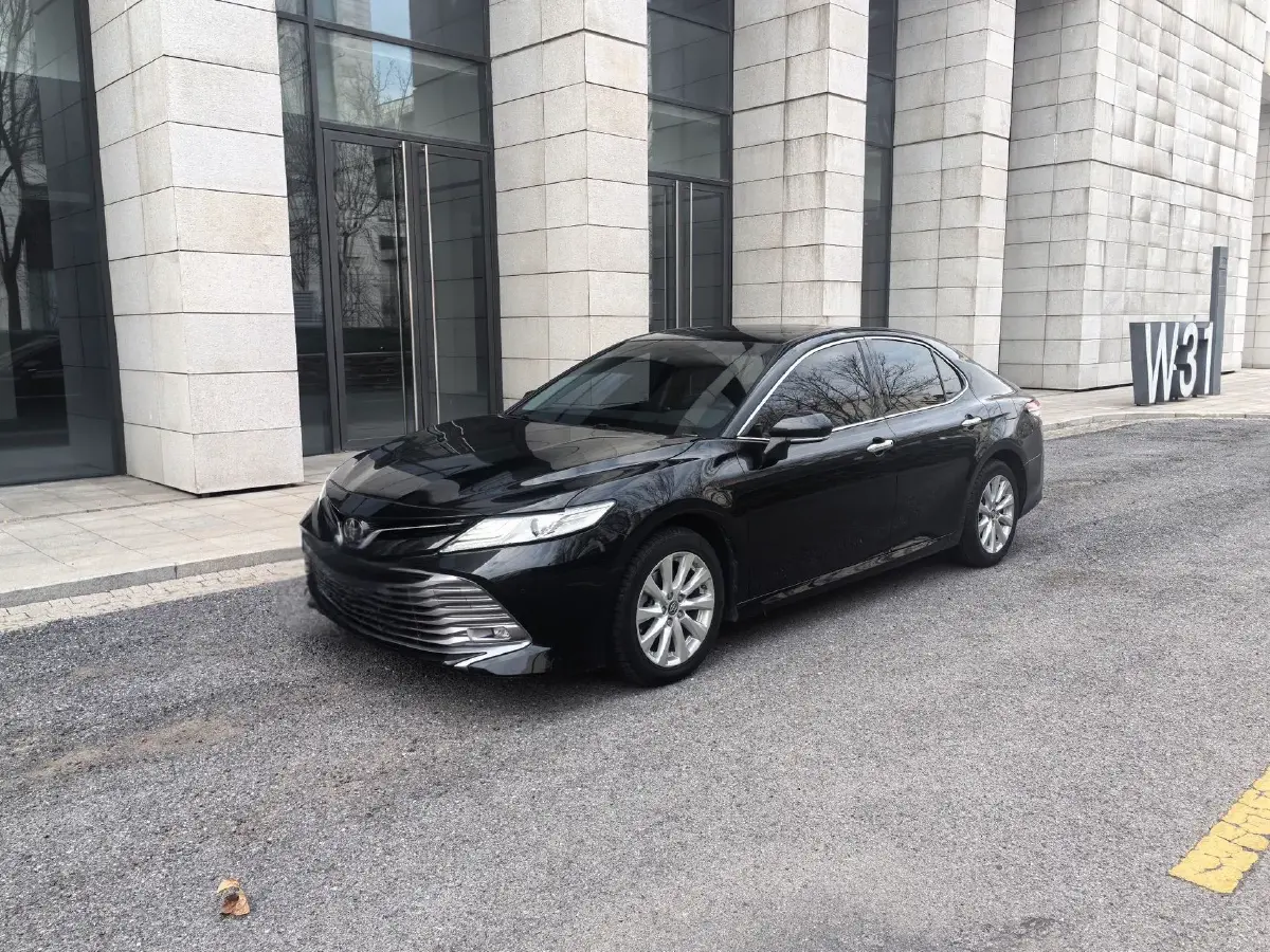 2019 Toyota Camry 2.0L 178HP L4 CVT