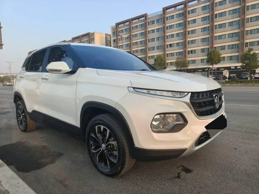 2021 BaoJun 510 1.5L 99HP L4 6MT,autocango,china used car exporter,china ev exporter,chinese used car exporter,chinese used ev exporter