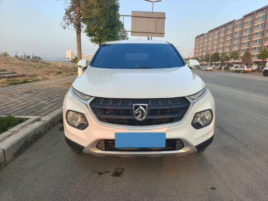 2021 BaoJun 510 1.5L 99HP L4 6MT,autocango,china used car exporter,china ev exporter,chinese used car exporter,chinese used ev exporter