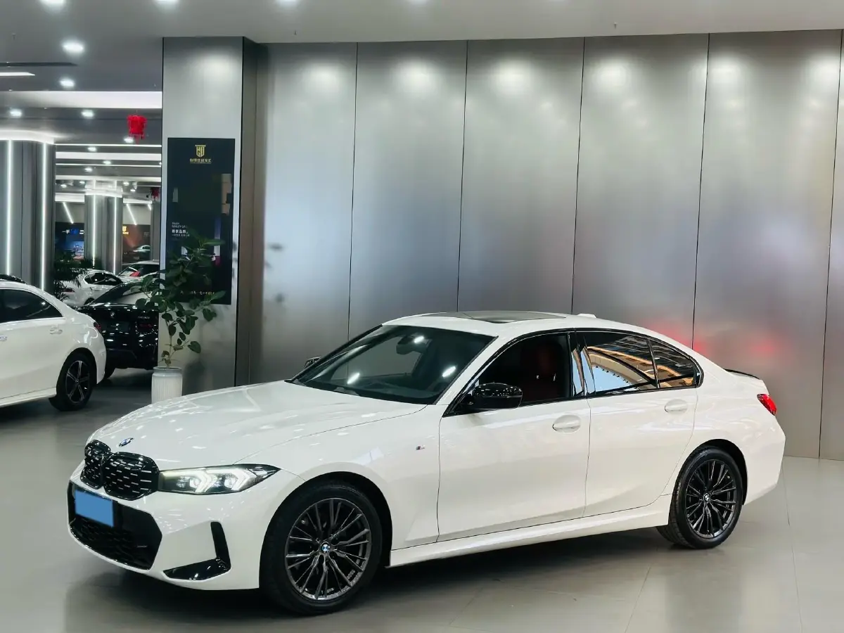 2023 BMW 3 Series 2.0T 184HP L4 8AT
