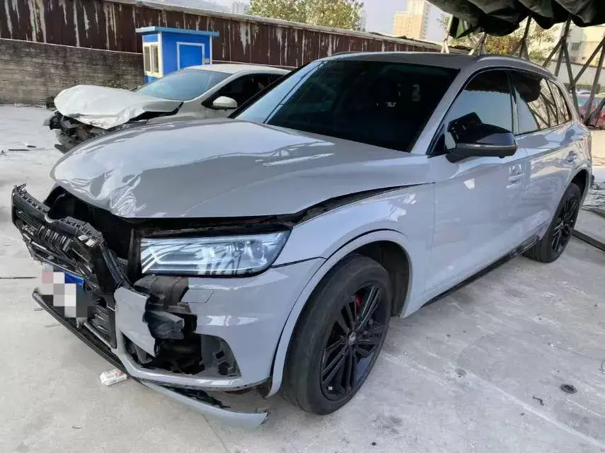 2018 Audi Q5L 2.0T 190HP L4 7DCT