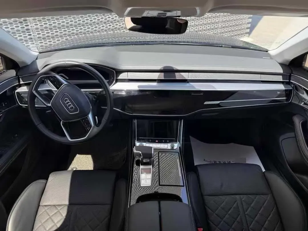 2024 Audi A8 3.0T 286HP V6 8AT,autocango,china used car exporter,china ev exporter,chinese used car exporter,chinese used ev exporter