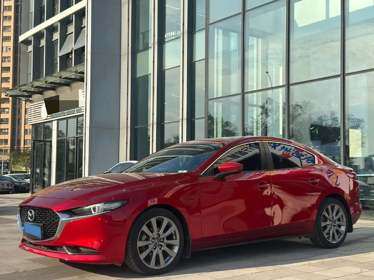 2021 Mazda 3 Axela 2.0L 158HP L4 6AT
