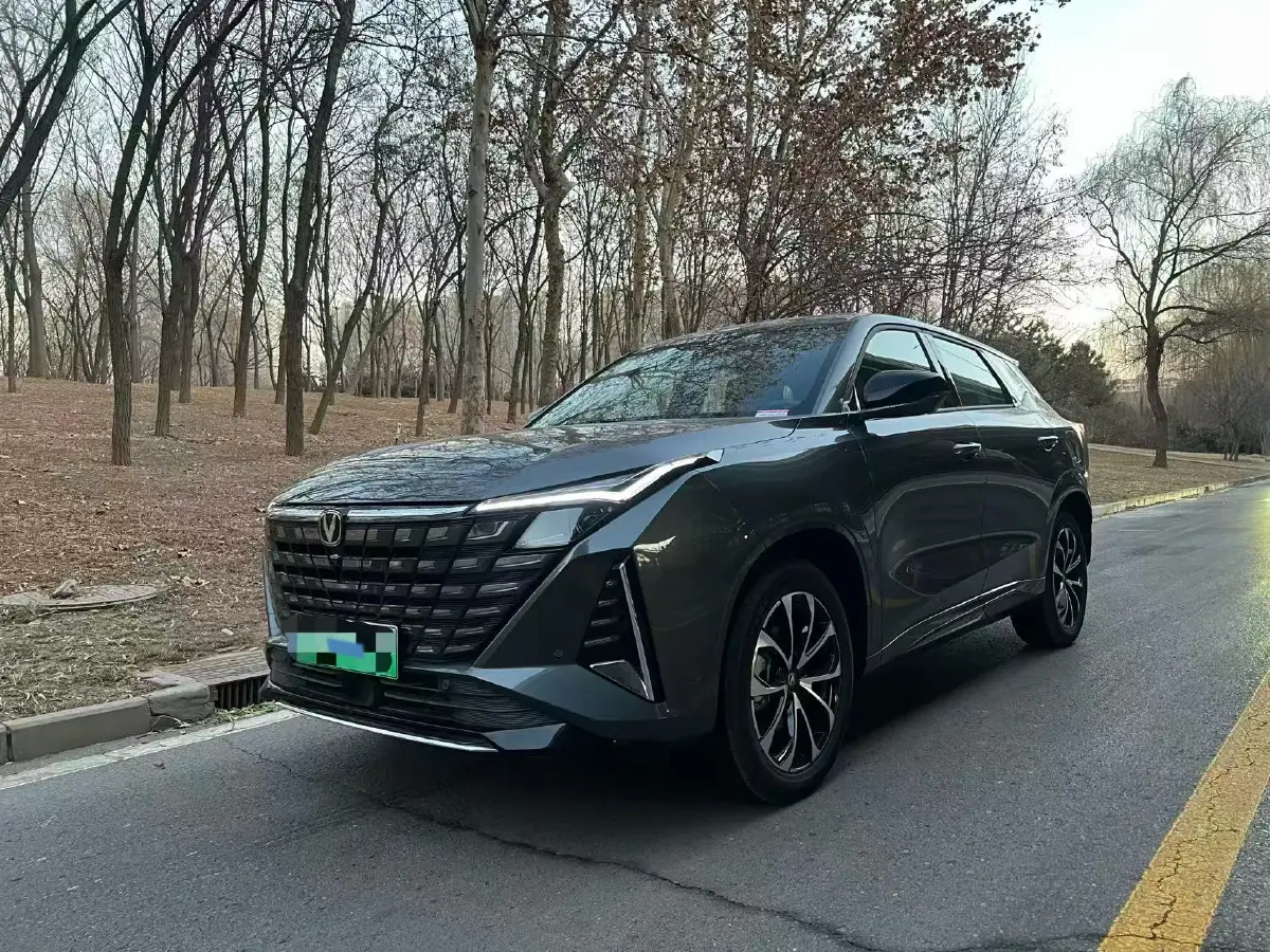 2024 ChangAn UNI-Z 1.5L 98HP L4 E-CVT PHEV 18.4KWH