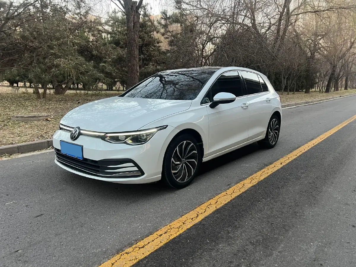 2023 Volkswagen Golf 1.4T 150HP L4 7DCT