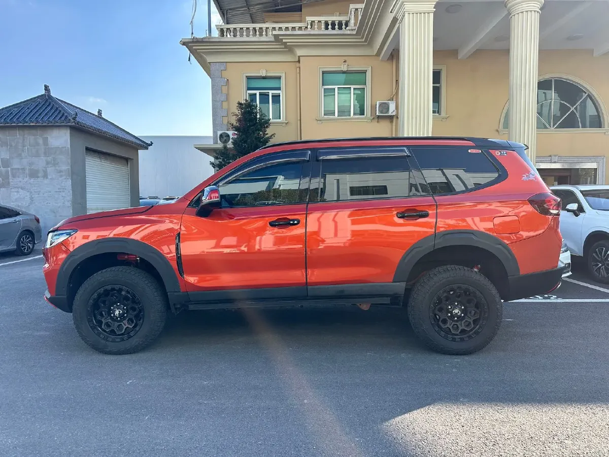 2021 MAXUS D90 Pro 2.0T 218HP L4 8AT,autocango,china used car exporter,china ev exporter,chinese used car exporter,chinese used ev exporter