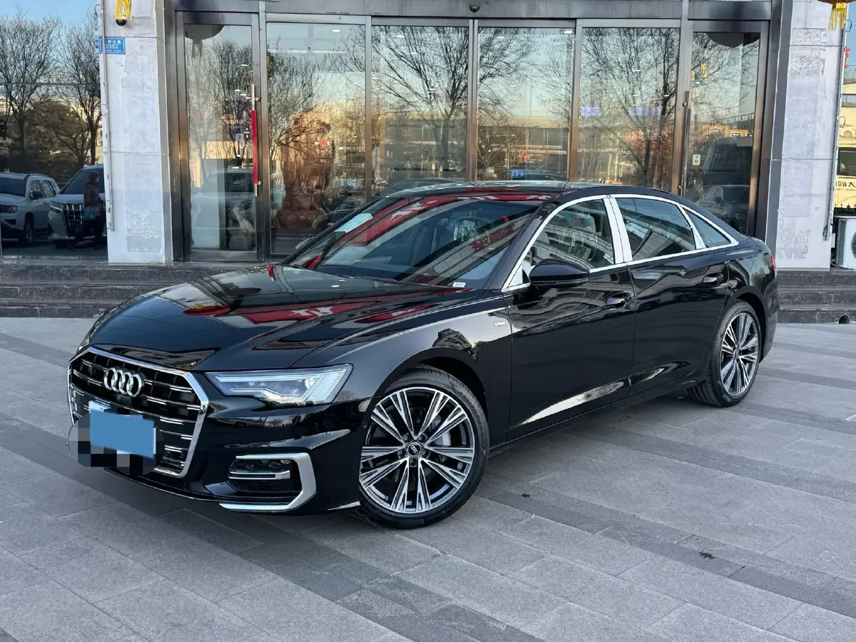 2024 Audi A6L 2.0T 245HP L4 7DCT