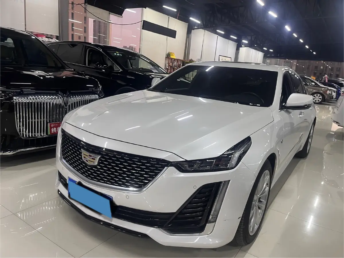 2023 Cadillac CT5 2.0T 237HP L4 10AT