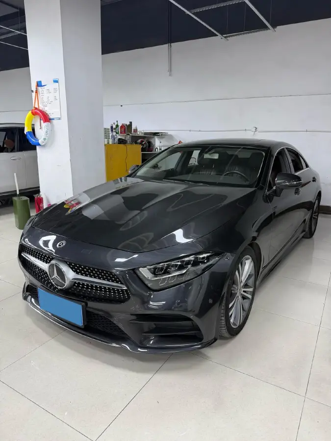 2018 Mercedes-Benz E Class 2.0T 184HP L4 9AT