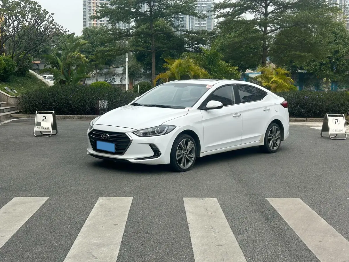2016 Hyundai Elantra 1.6L 130HP L4 6AT